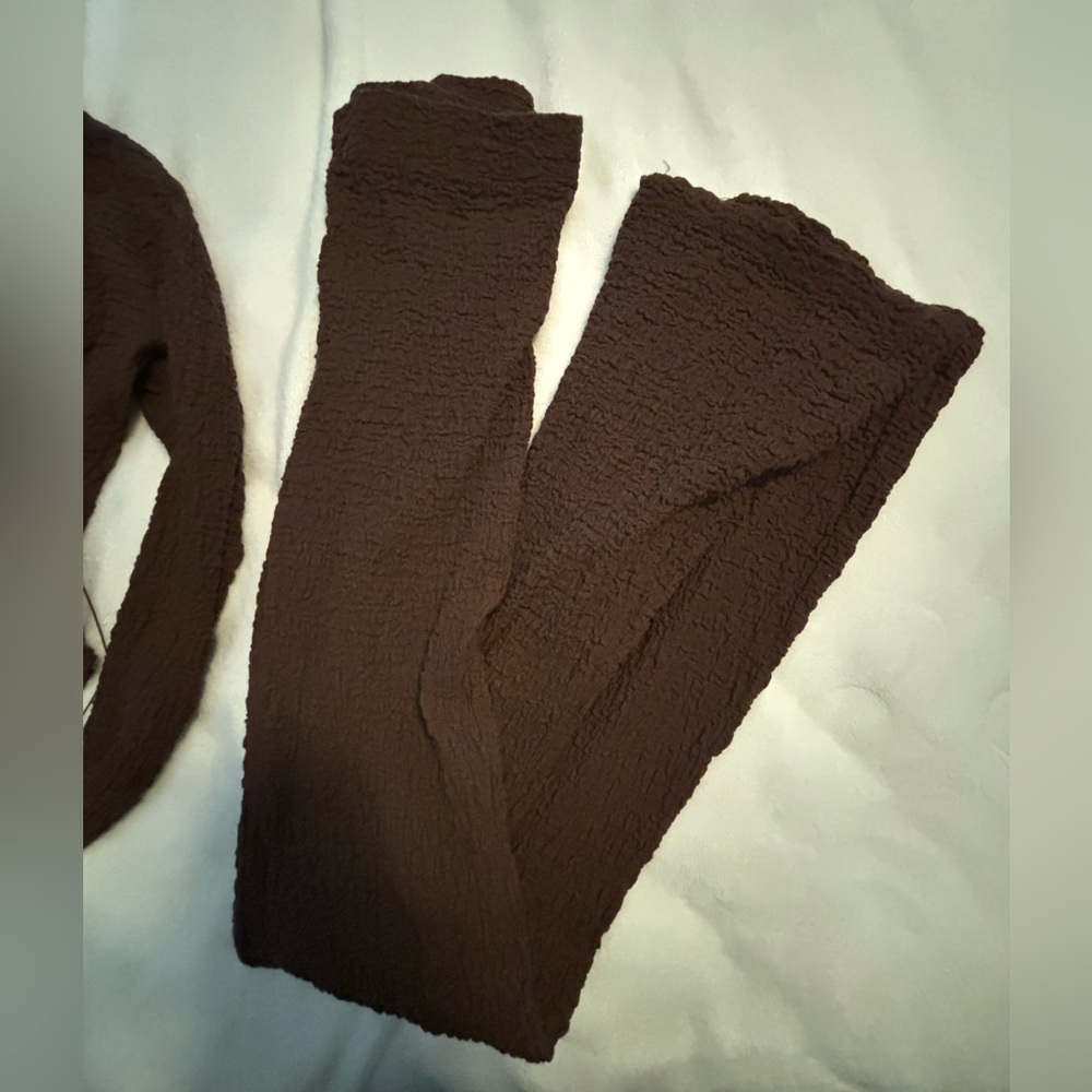 Textured pants set - Picture 6 of 6